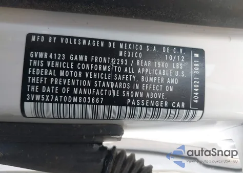 2013 Volkswagen Beetle 2.5L z USA, uszkodzony, nr VIN 3VW5X7AT0DM803667
